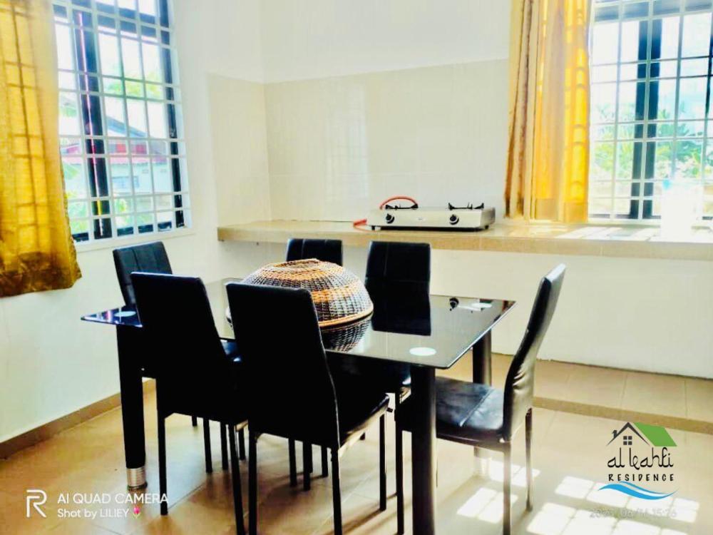 Qalya Homestay 2 @ Kota Bahru Luaran gambar